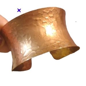 Hammered rose gold copper vintage Cuff 90s